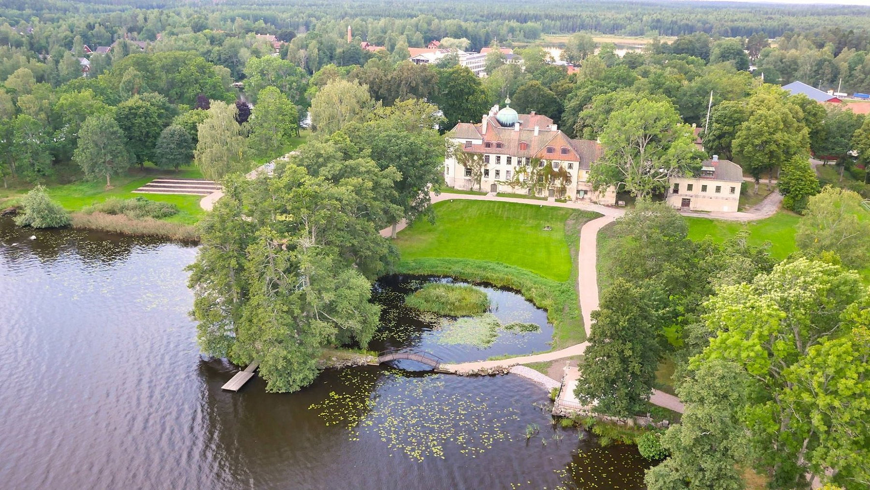 Wirsbo Herrgård väljer Ecoestic – när exklusiv hotellkänsla möter hållbar hårvård - Ecoestic Sweden